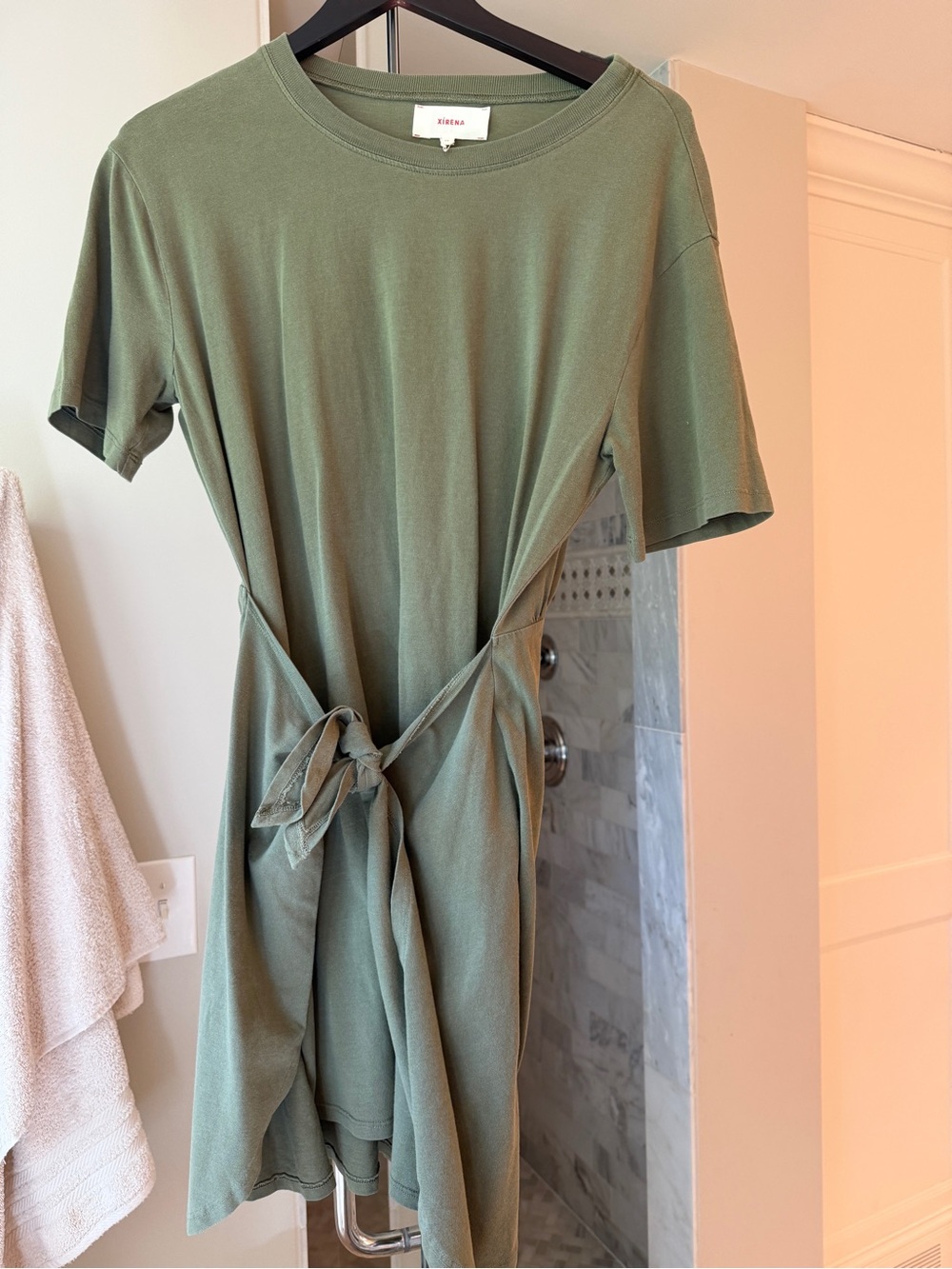 XiRENA Dune Green Emme Dress